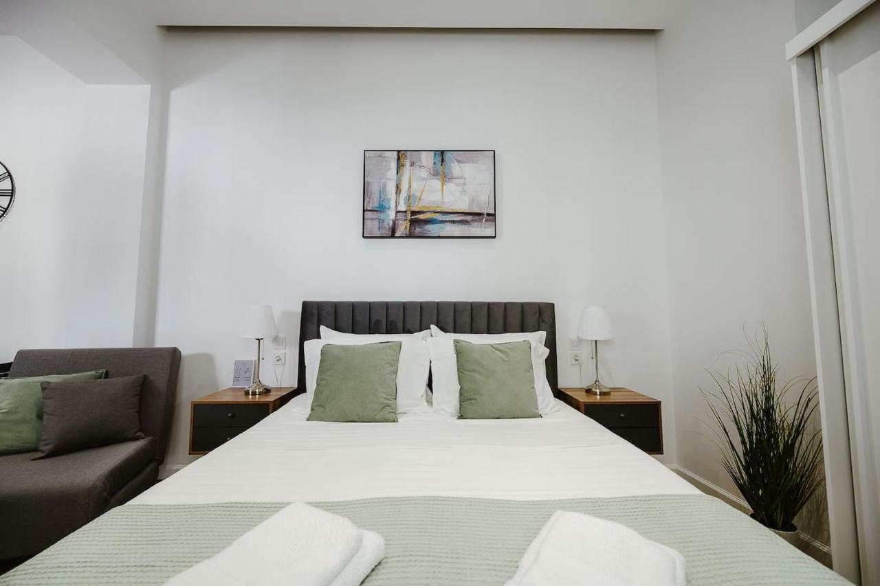 M & N Guesthouse Volos Eksteriør bilde