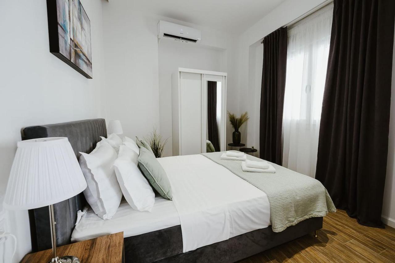 M & N Guesthouse Volos Eksteriør bilde